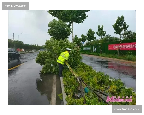 草原天气应急预案启动 全力保障赛事不受降雨影响 草原天气应急预案启动 全力保障赛事不受降雨影响